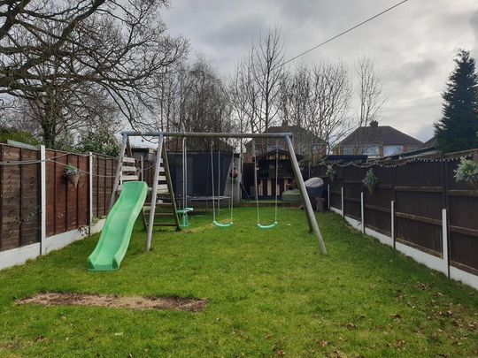 3 bedroom semi-detached house to rent - Photo 1