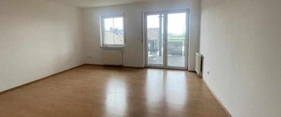 Helle 2-Zimmer-Wohnung mit Einbauküche und Balkon in Heimfeld - Photo 1