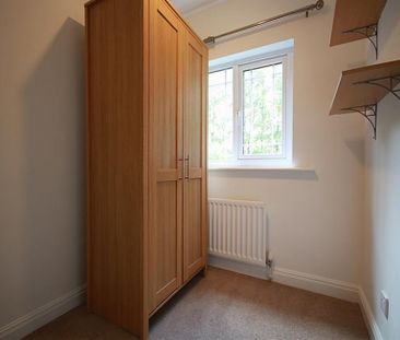 3 Bedroom Semi Detached To Let - Photo 2