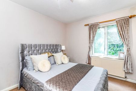 1 bedroom property to rent Clifton Road, Kingston upon Thames, KT2 - Photo 3