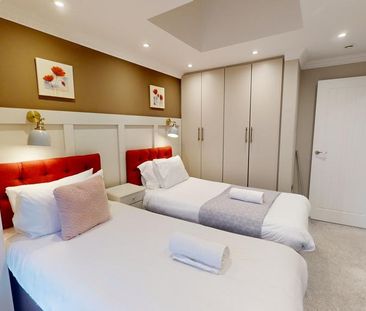 4 bedroom terraced house to rent - Photo 6