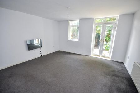 3 bedroom terraced house to rent - Photo 3