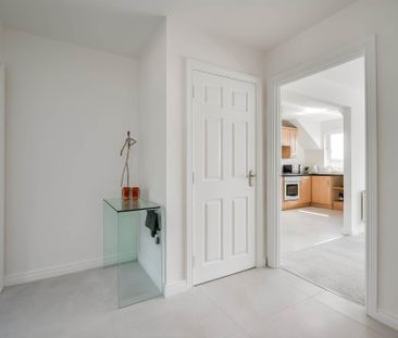 10 Park View, BELFAST, BT8 7SQ - Photo 1