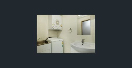 2 Bedroom Unit In Great Location! - Photo 4