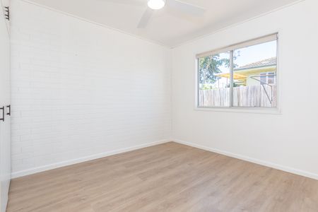 2/331 Scarborough Road, Scarborough QLD 4020 - Apartment For Rent - $550 | Domain - Photo 4