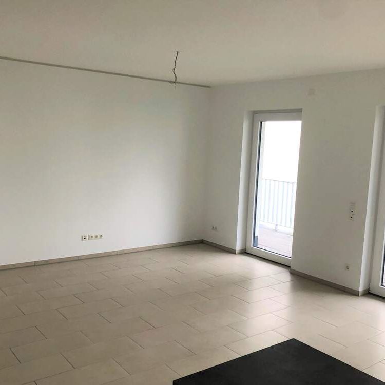 Helle und moderne 3-Zimmer-Wohnung im Kronenviertel - Photo 1