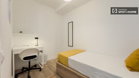 barcelona, Catalonia 08906 - Photo 3