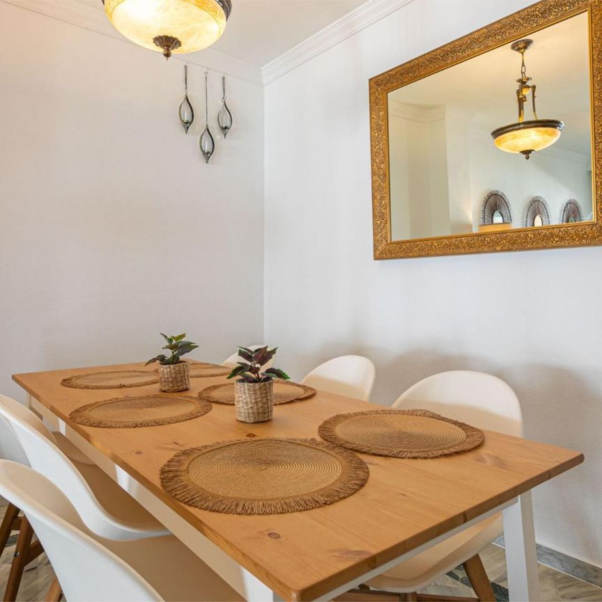 Piso de alquiler en Bulevar Ashmawi, 6, La Carolina - Guadalpín - Photo 1