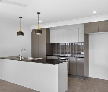 Stylish & Convenient in Logan Reserve - Photo 2