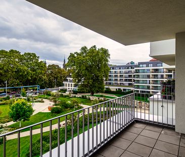 Schöner Wohnen mit Blick in den Herzogin Garten und zur Orangerie -... - Photo 1