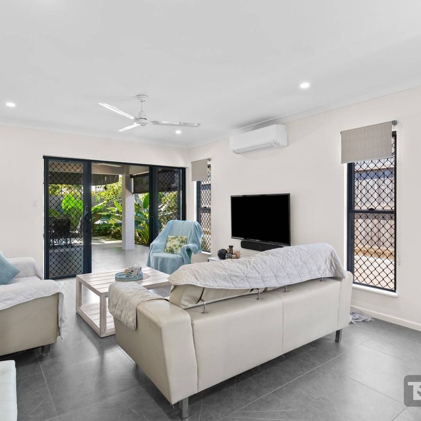 4 Lorne Loop, Kewarra Beach - Photo 1