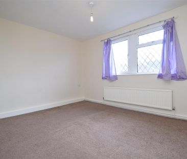 Ruskin Drive, Castleford - Photo 5