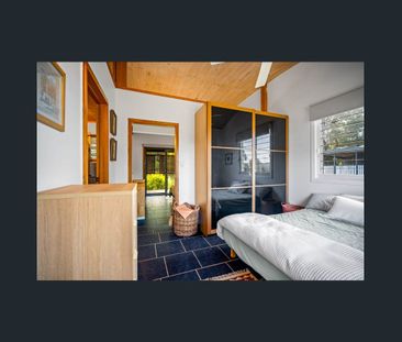 13 Tennyson Court, Russell Island, Qld 4184 - Photo 6