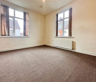 3 bedroom end of terrace house to rent - Photo 6