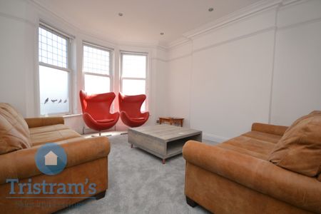 1 bed Shared House for Rent - Photo 2