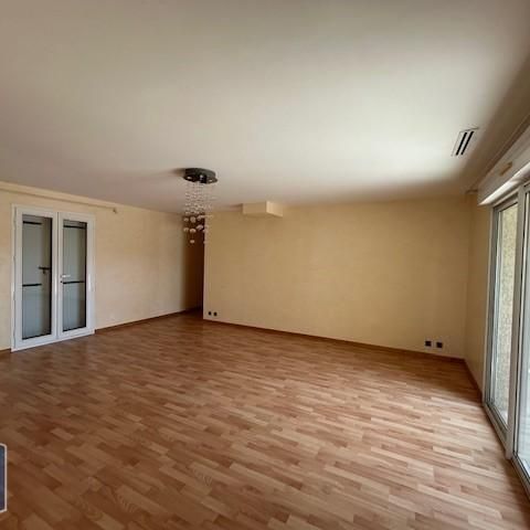 Location Maison 6 pièces 200m² GRENADE 31330 - Photo 1