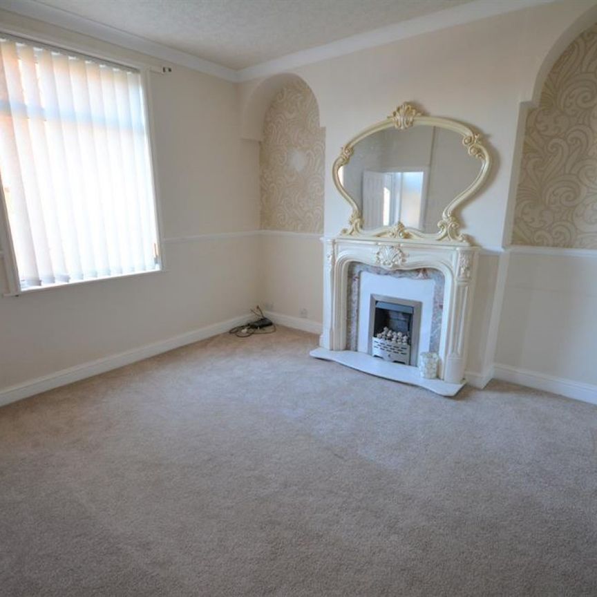 2 bedroom House To Let - Photo 1