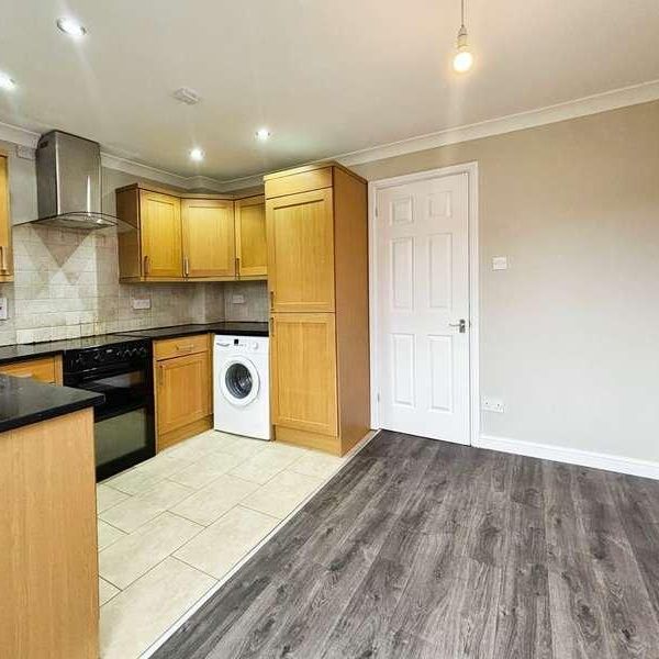 Dickens Court, Biggleswade, SG18 - Photo 1