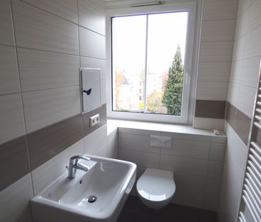 Schöne 2 Raum-Wohnung mit Dusche und Wanne auf dem Kaßberg - Photo 1