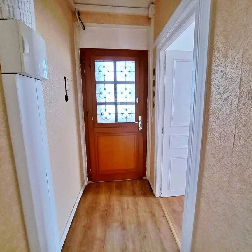 Location Appartement 2 pièces 54 m2 à Ivry-la-Bataille - Photo 1