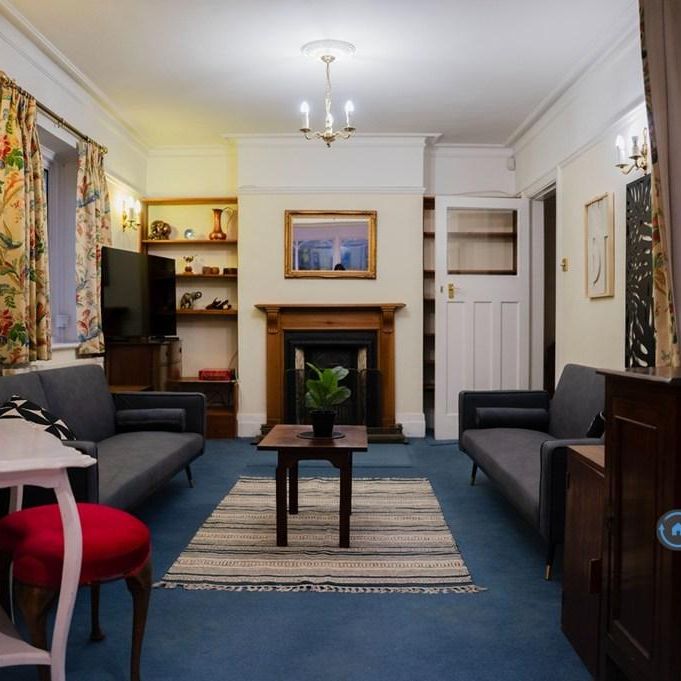 9 bedroom detached house to rent - Photo 1