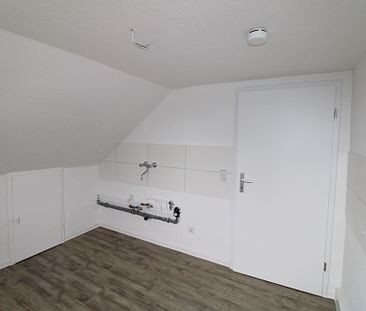 *Individuelle Dachgeschosswohnung sofort bezugsfertig* - Foto 2