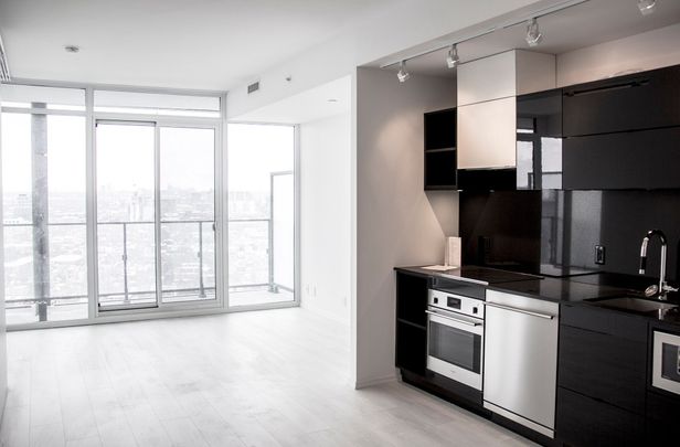 For Lease - 125 Peter Street Unit# 2204, Toronto, Ontario - Photo 1