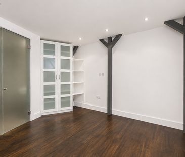 4 Bed Maisonette, Old Street, EC1V - Photo 4