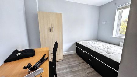 6 bedroom house to rent - Photo 5