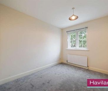 St. Johns Close, London, N14 - Photo 4