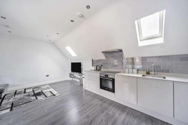 Elm Park, Stanmore, HA7 - Photo 1