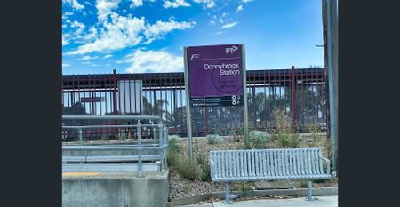 STUNNING FAMILY HOME! - Photo 3