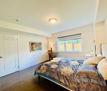 For Lease - 2123 Royal Gala Circle Unit# Backyard Apt, Mississauga,... - Photo 2