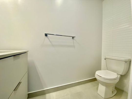 For Lease - 55 Nicholas Avenue Unit# Th12, Toronto, Ontario - Photo 1