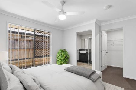 A Comfortable Family Home in Bellbird Park - Photo 3