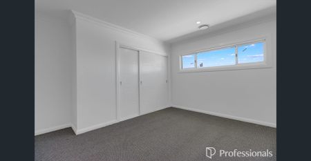 Recently Built Modern Home - Photo 4