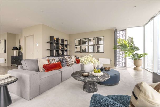 Exceptional Fully Furnished Three Double Bedroom Penthouse Apartment with unrivalled facilities in the Exclusive Cortland Development, Colliers Yard. - Photo 1