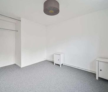 The Heights, Charlton, SE7 - Photo 3