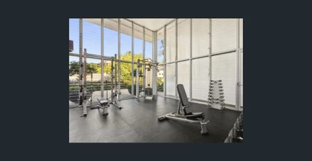 EXECUTIVE APARTMENT + RESORT STYLE FACILITIES - Photo 4