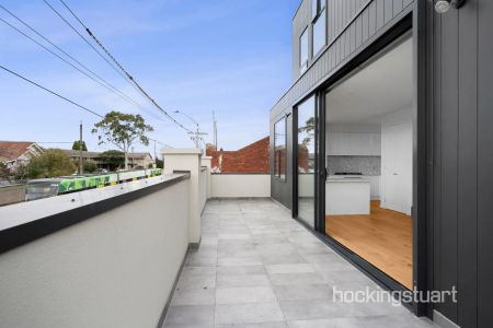 Unit 1/295 Gilbert Road, Preston. - Photo 2