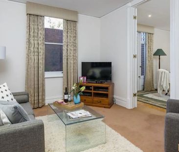 Stylish & Secure home in wanted locale - Photo 4