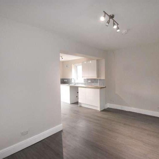 Oldfield Avenue, Hull, HU6 - Photo 1