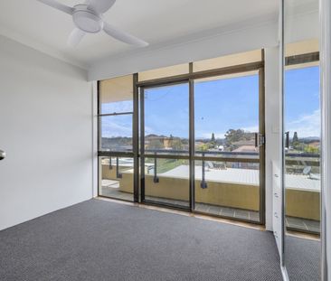 Stunning Ocean Views Over Flynns Beach - Photo 5