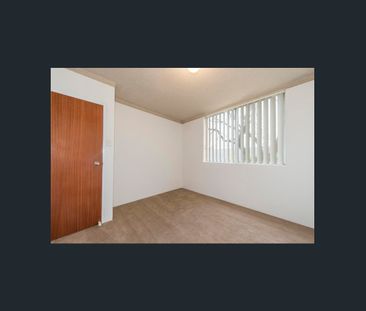 Central Penrith Apartment – Walk to Shops and Transport - Photo 3