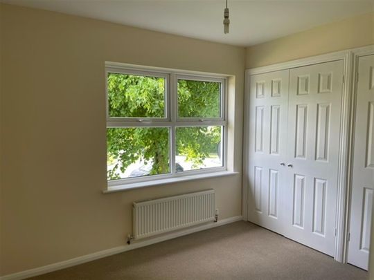 Watermeadow, Aylesbury - Photo 1