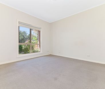 3B Kenilworth Crescent, Glen Waverley - Photo 1