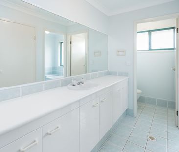 4 Wincanton Place, 4213, Mudgeeraba Qld - Photo 5