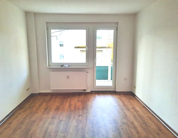 Walk into your new 4 walls - Photo 1