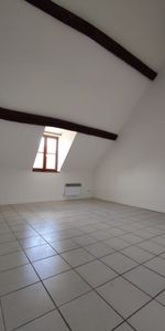 Location Appartement 2 pièces 57m² - Photo 3