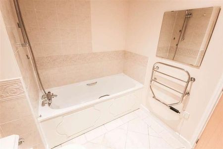 Goldsmiths Court, Briton Street, Southampton, SO14 - Photo 4